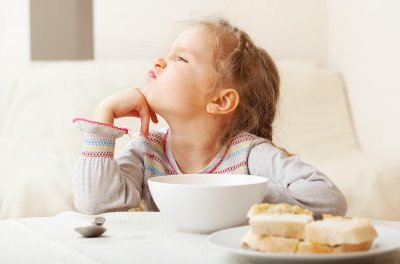 Что делать, если ребёнок отказывается от еды?