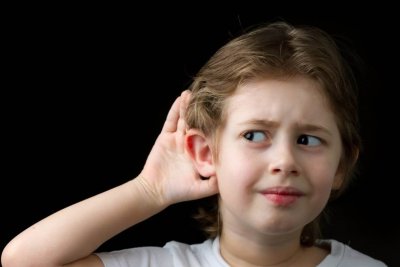 Список симптомов глухоты у ребенка