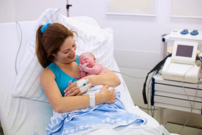 Что чувствует ребенок при родах и как обеспечить малышу комфортное рождение