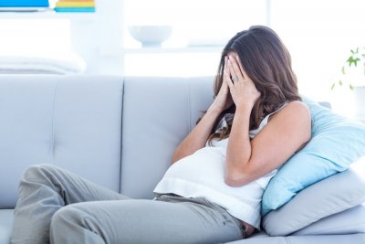 Как справиться со стрессом и депрессией во время беременности и после