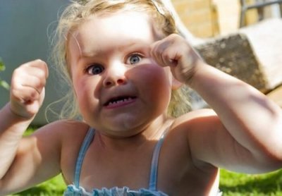 Как реагировать, когда ваш ребёнок злится?