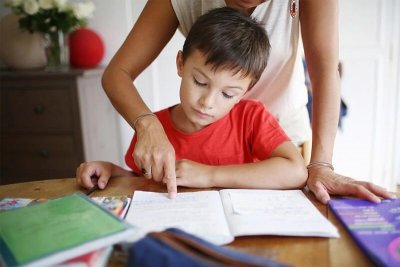Как помочь ребенку повысить успеваемость в школе?
