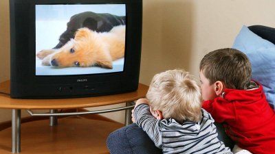 Телевизор и дети: враги или друзья?