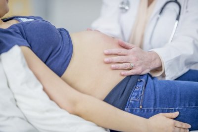 Стоит ли прибегать к эпидуральной анестезии во время родов